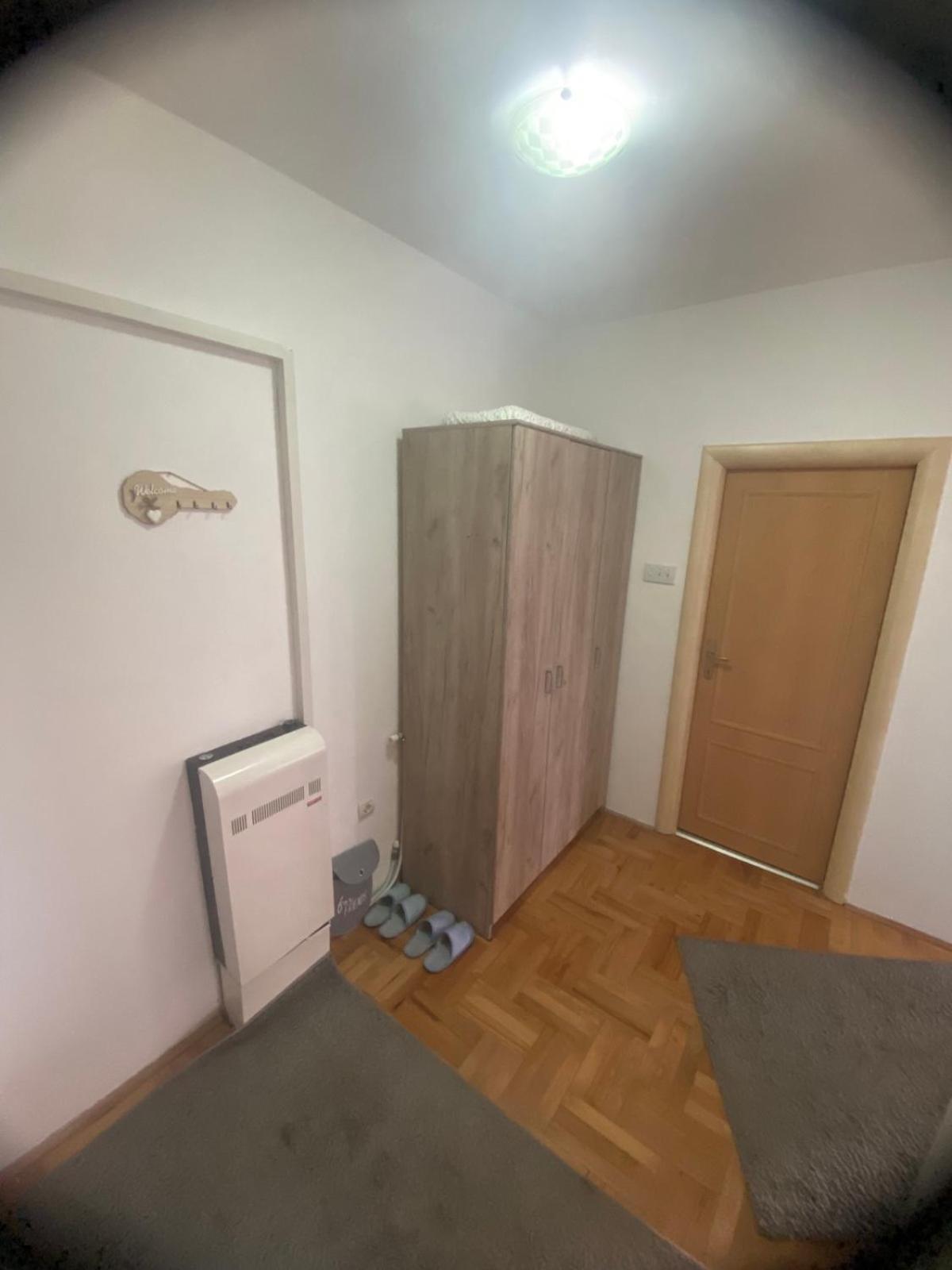 City View & Pool Apartment Ni Eksteriør billede