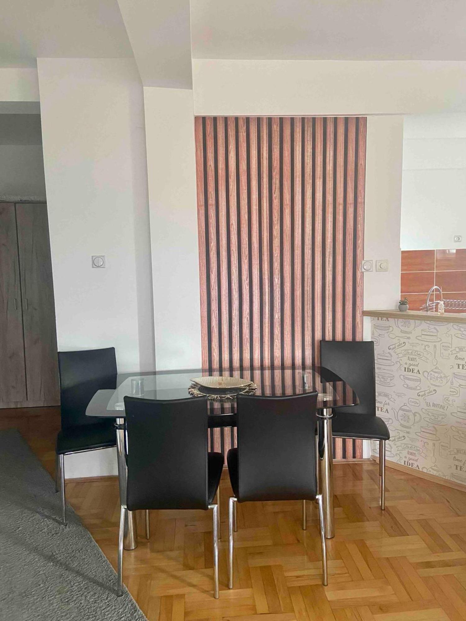 City View & Pool Apartment Ni Eksteriør billede